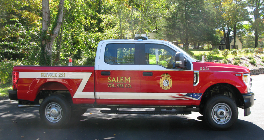 Service Truck 221 passenger's side view