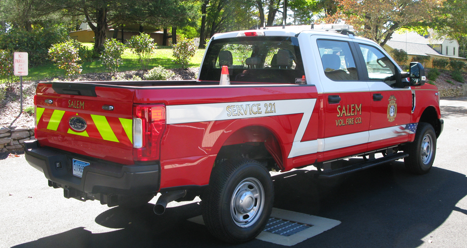 Service Truck 221 passenger's side three-quarter rear view